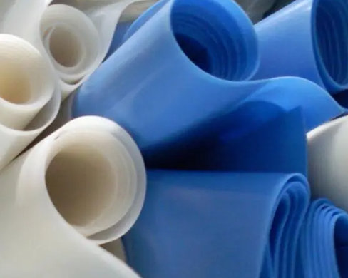 Silane gas is used in the manufacture of silicone rubber
